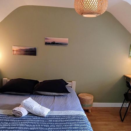 L Ideal 10 Mn Vannes Linge De Lit, Serviettes Inclus Wifi Parking Gratuit Noyalo Kültér fotó
