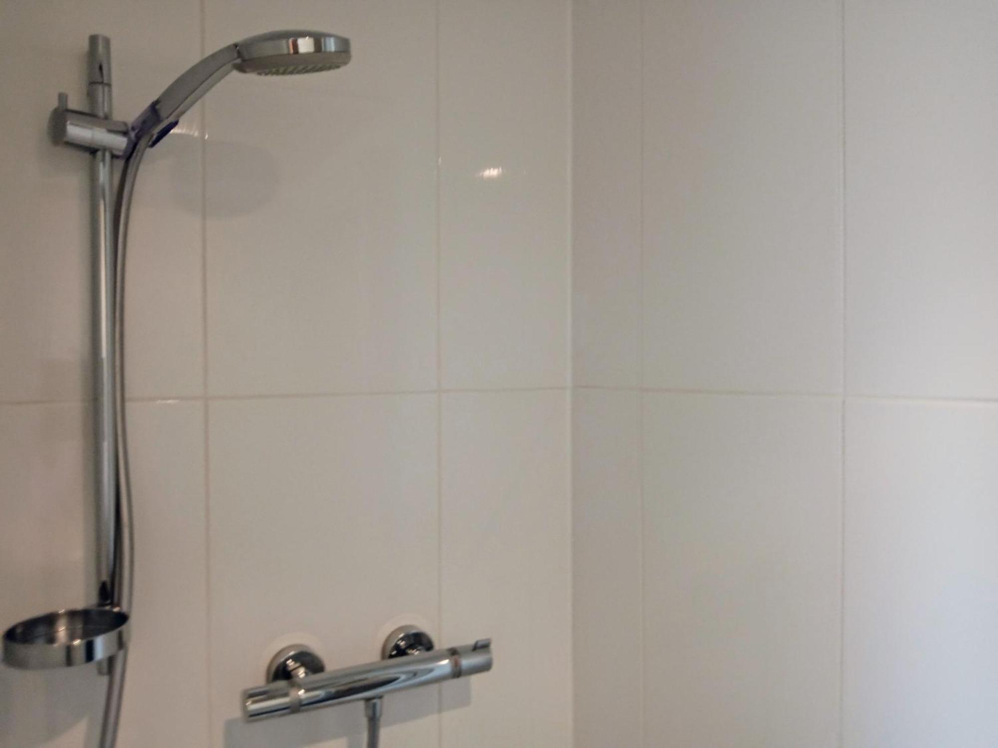 L Ideal 10 Mn Vannes Linge De Lit, Serviettes Inclus Wifi Parking Gratuit Noyalo Kültér fotó